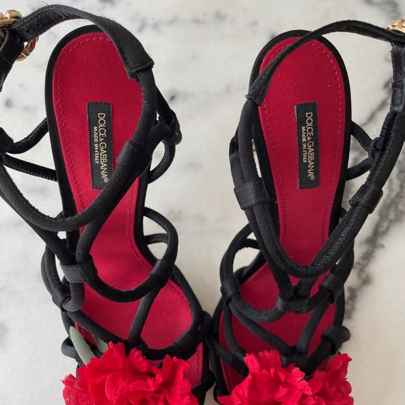 Dolce & Gabbana Satin Strappy Sandals with Flower - Picture 4 of 15